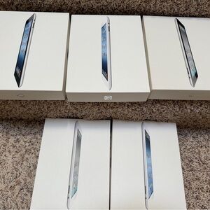 Apple iPad EMPTY Boxes (5)